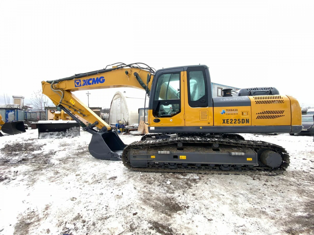 Xcmg xe180dn. Экскаватор XCMG 225. Экскаватор XCMG xe225dn. Гусеничный экскаватор XCMG xe225dn, 2022. XCMG xe215c.